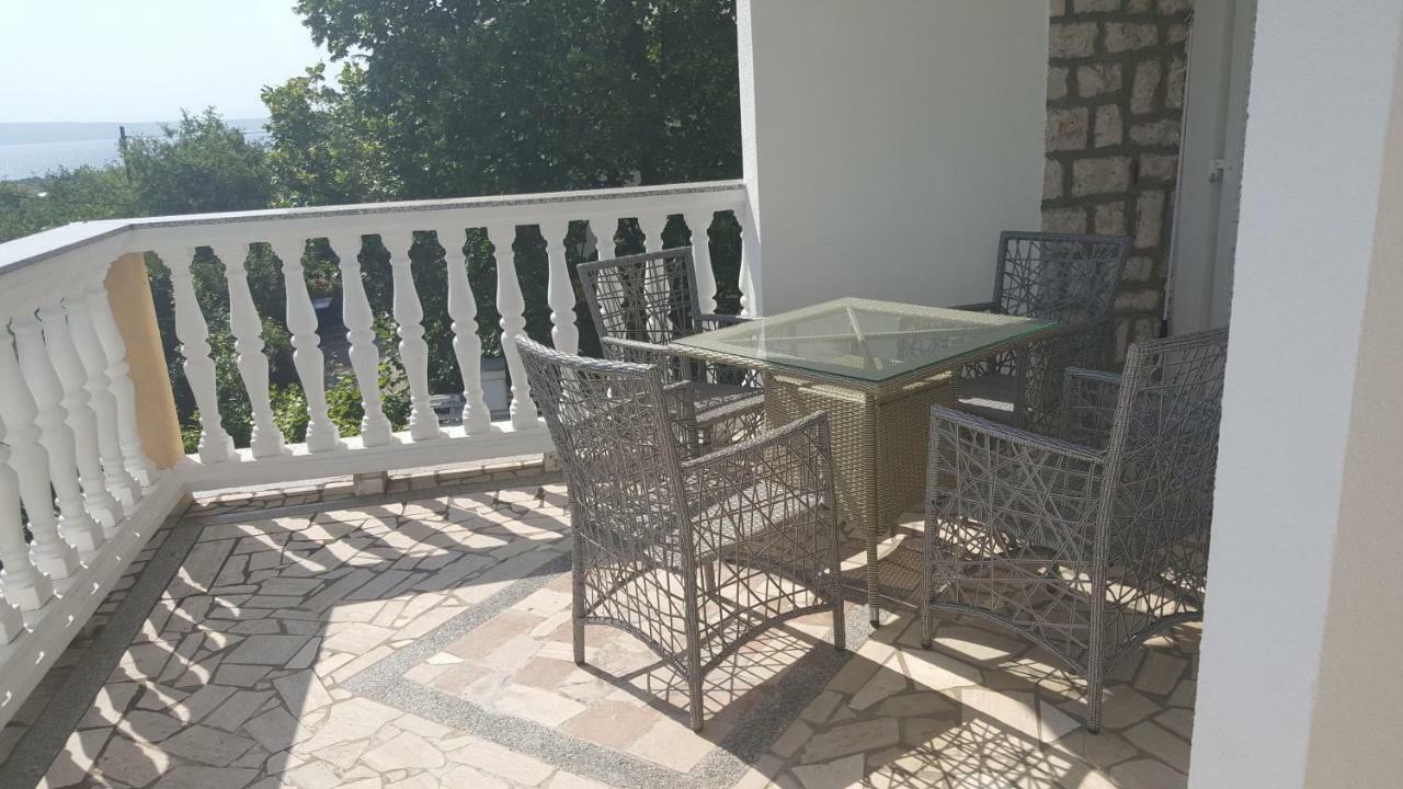 Dubravka Apartments Novi Vinodolski Exterior foto